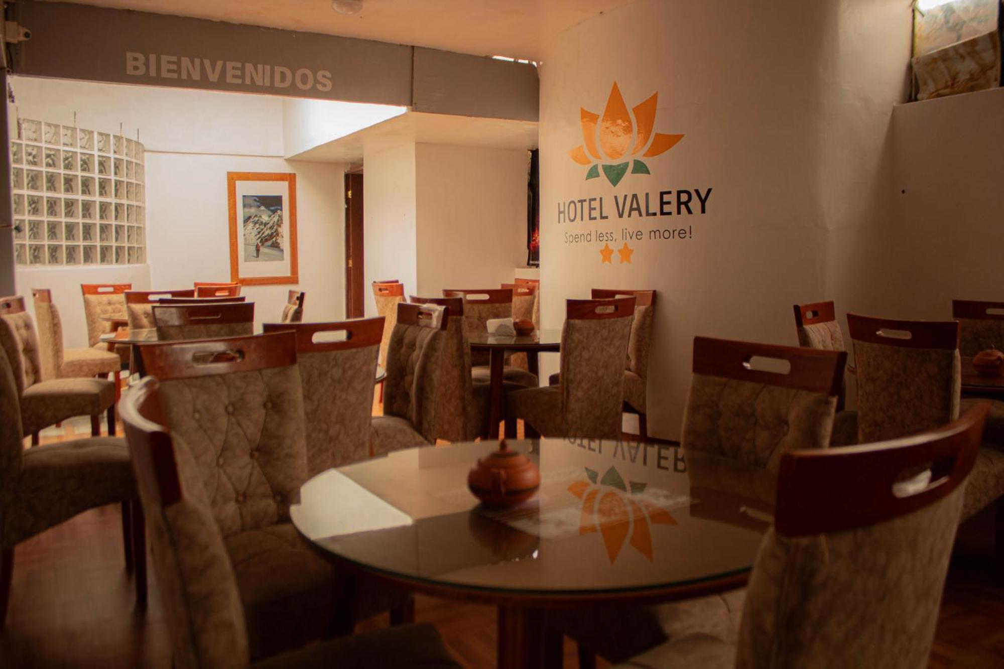 Hotel Valery 2 Estrellas Huaraz  Exterior photo